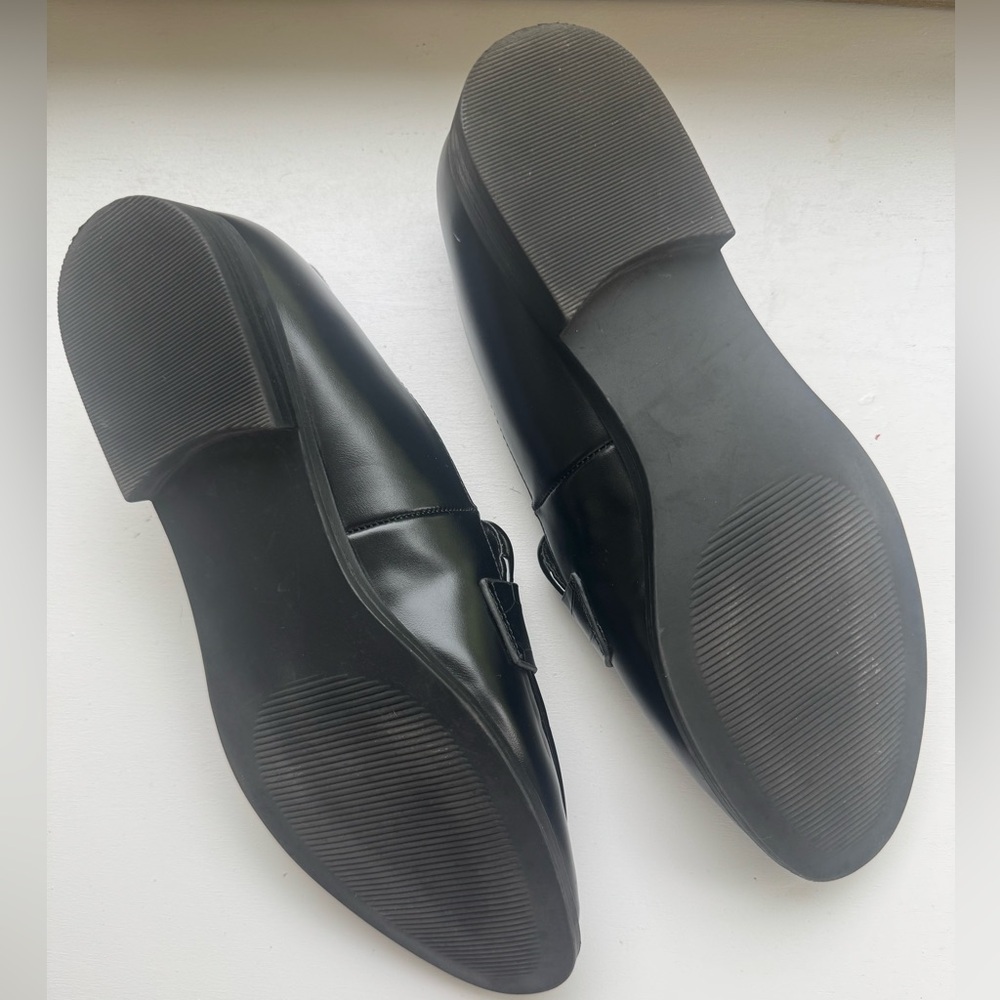 NWOB Ann Taylor Black Slip On Penny Loafers Shoes with Faux Snake Skin 7 - Picture 9 of 9